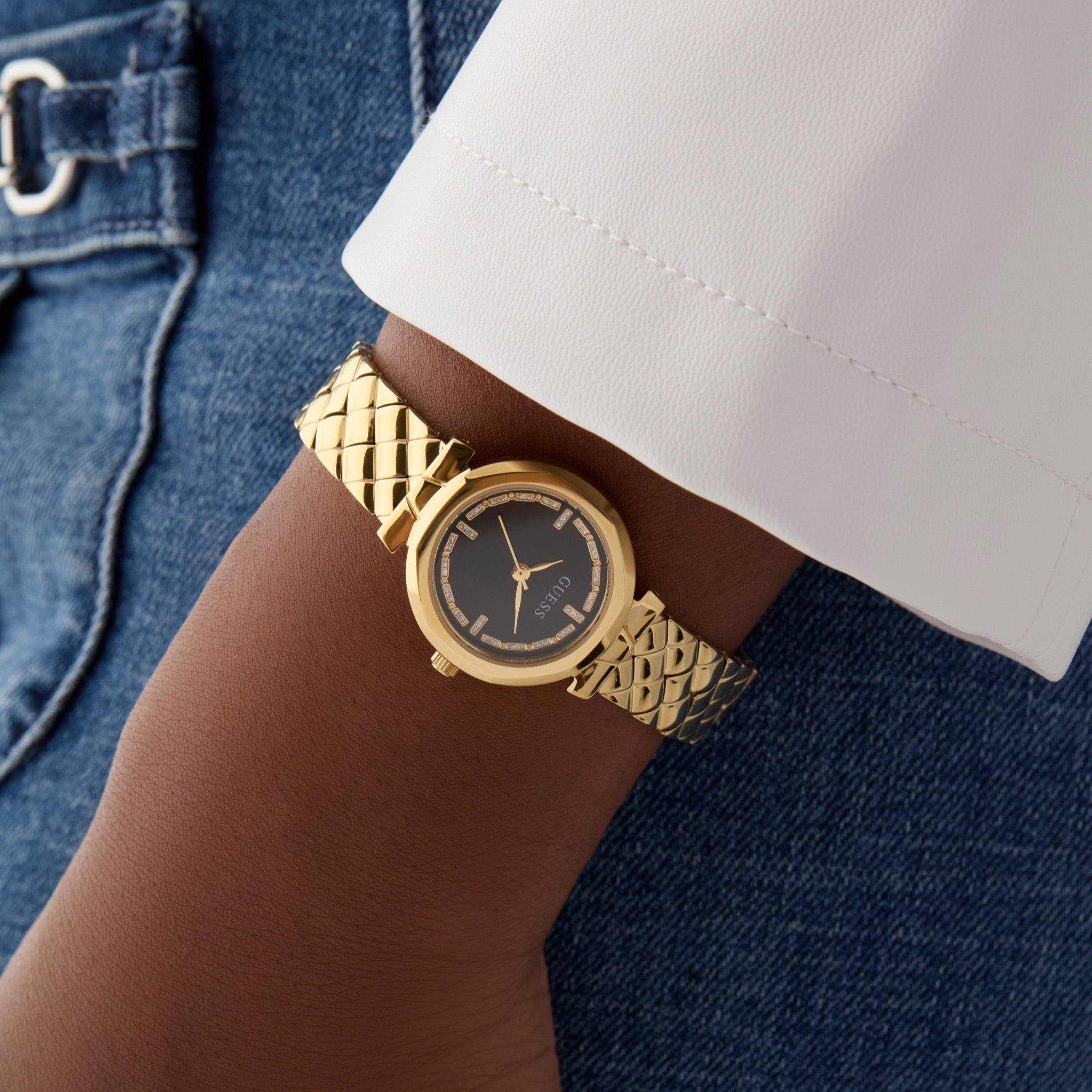 GUESS Mini Rumour Goudkleurig Dames Horloge GW0839L2 lifestyle O