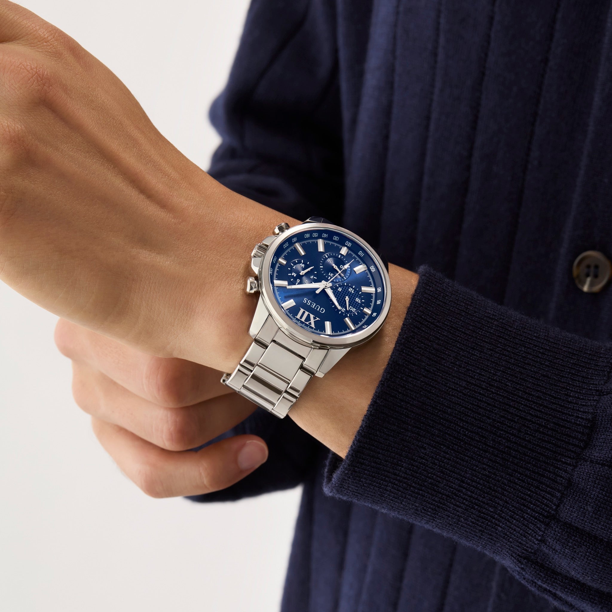 GUESS Walker Zilverkleurig Heren Horloge GW0900G4 lifestyle M