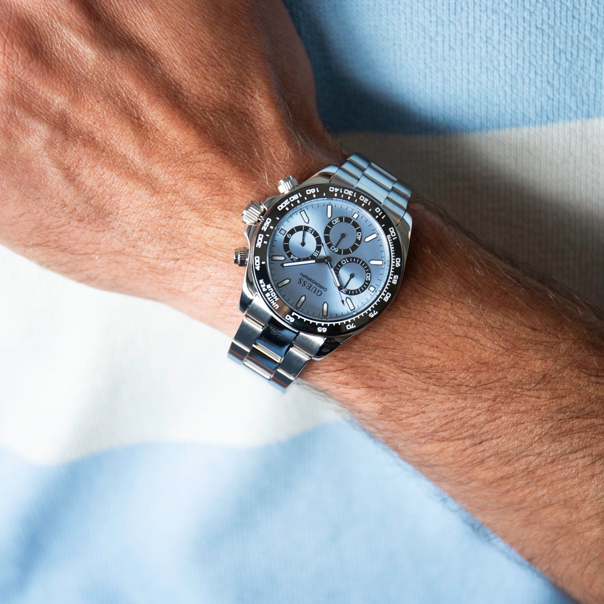 GUESS Arthur Zilverkleurig Heren Horloge GW1058G1 lifestyle N