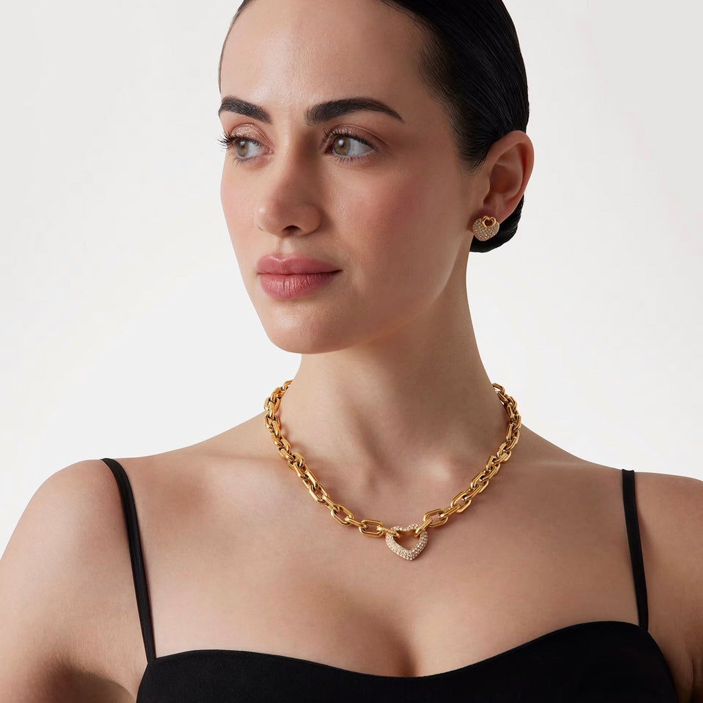 GUESS JUBN05015JWYGT-U lifestyle 2
