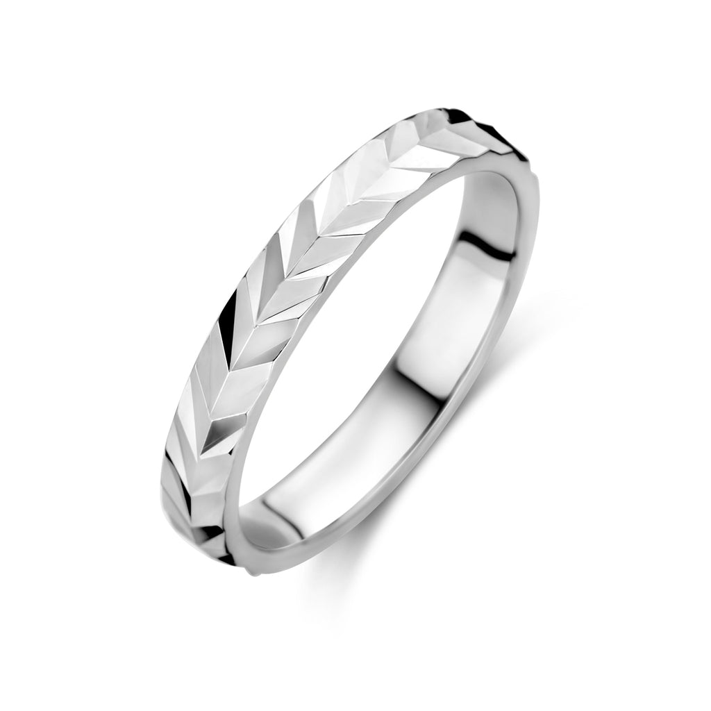 Ring gediamanteerd