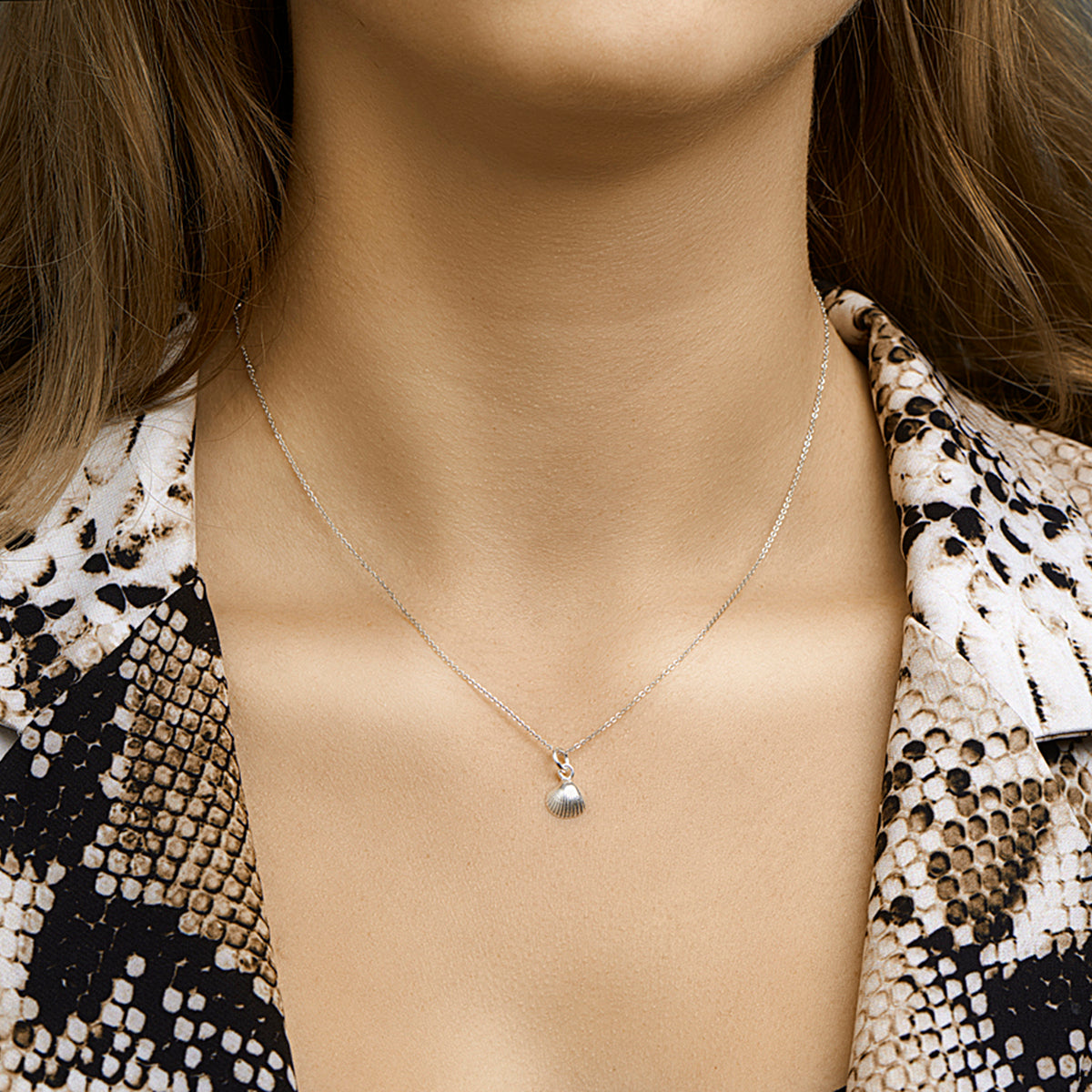 Hanger - zilver schelp