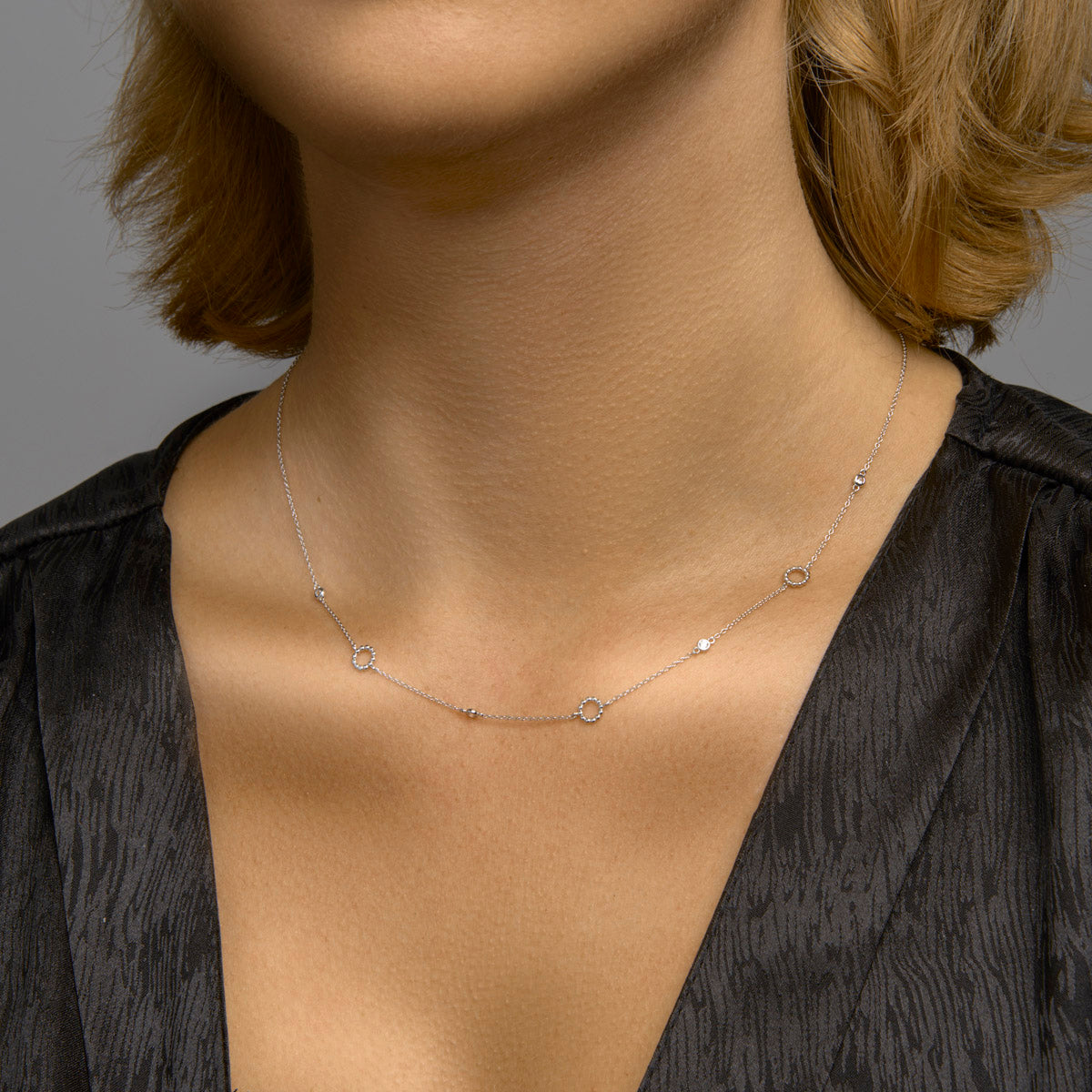 Collier zirkonia 41 + 4 cm