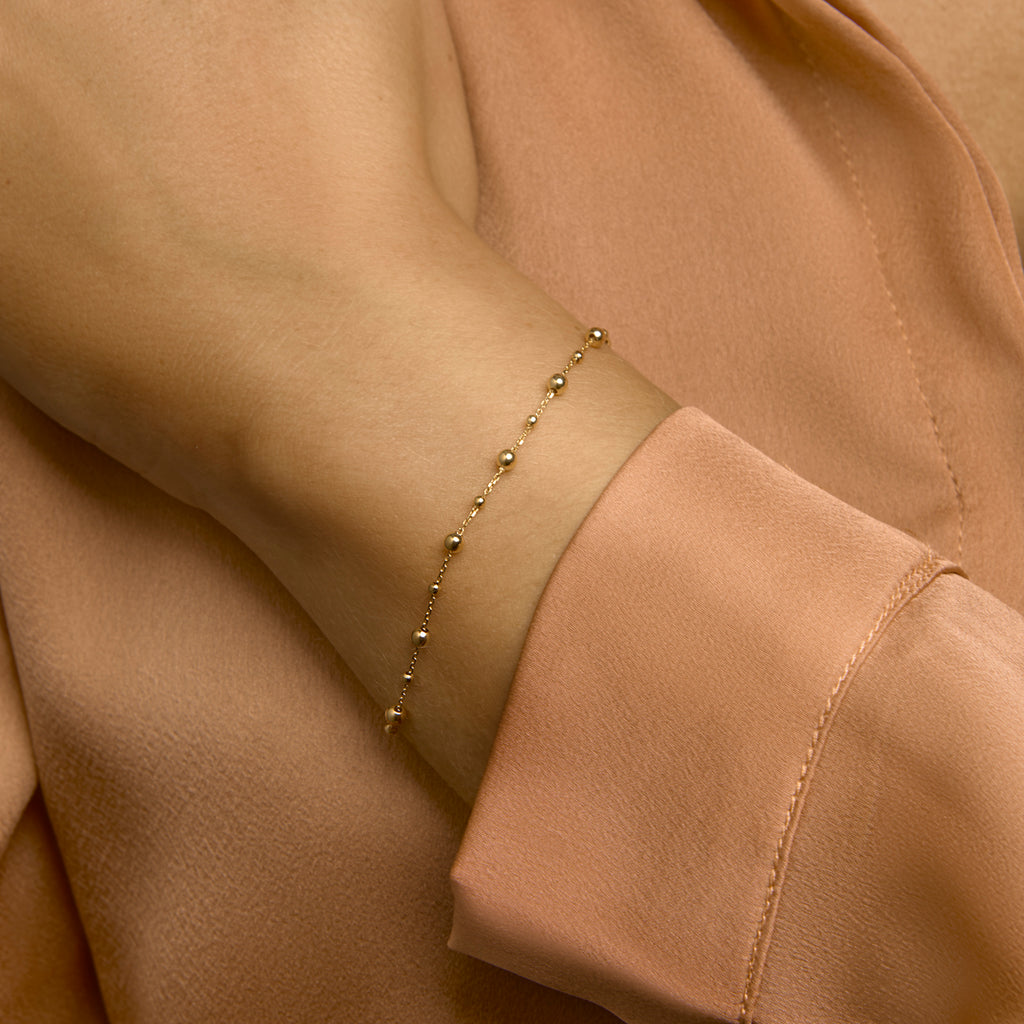 ARMBAND BOLLETJES  DAMES