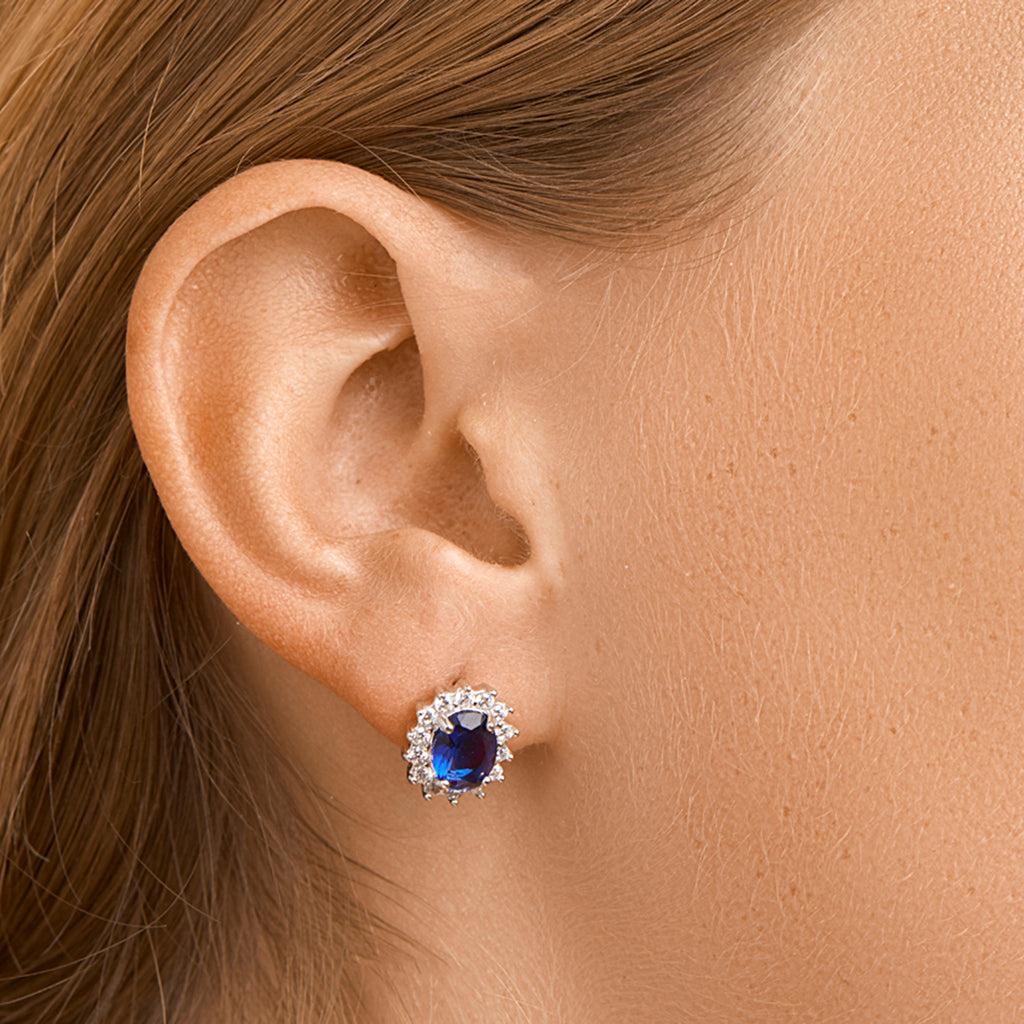 Oorknoppen zirkonia en synthetische saffier halo