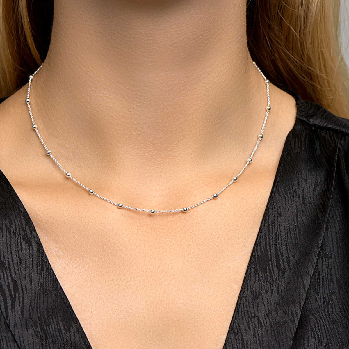 Collier anker en bolletjes