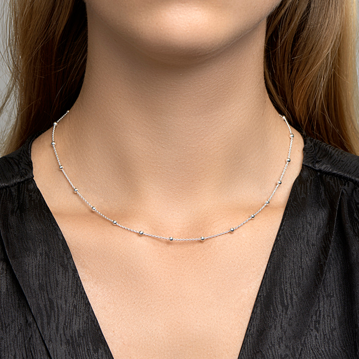 Collier anker en bolletjes