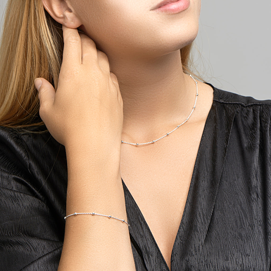 Collier anker en bolletjes