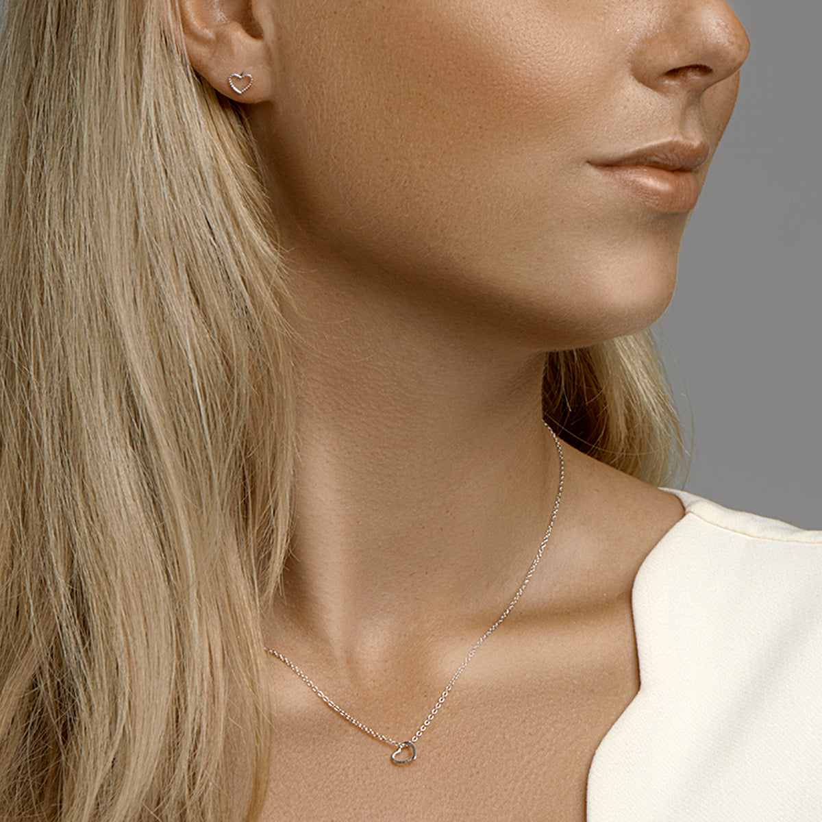 COLLIER HART DAMES