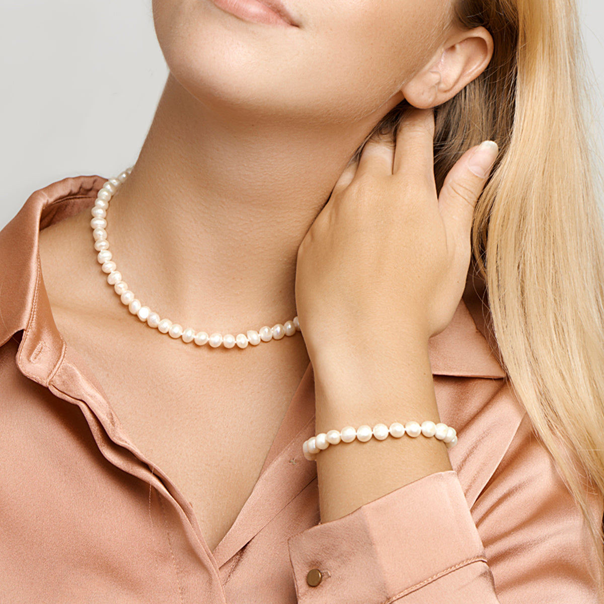 Collier parel 7.5 mm 42 + 4 cm