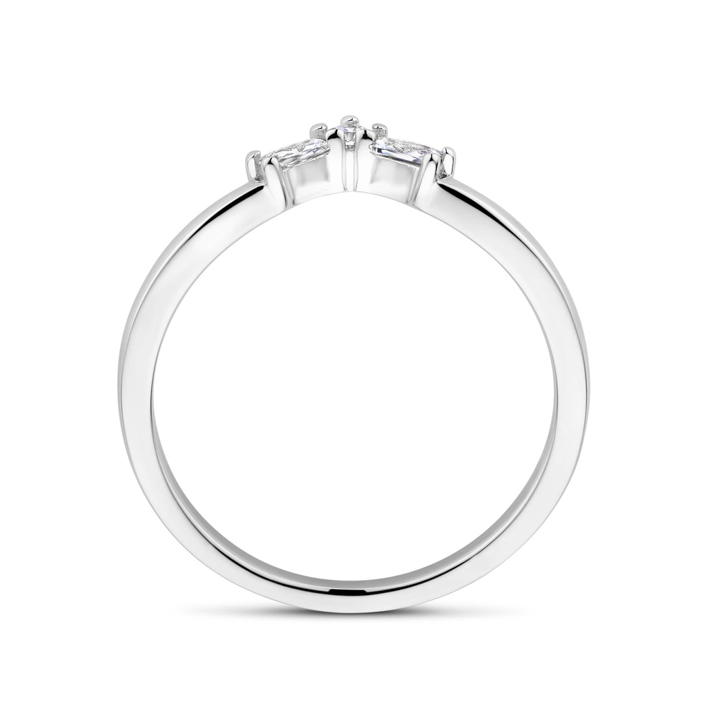 Ring v zirkonia