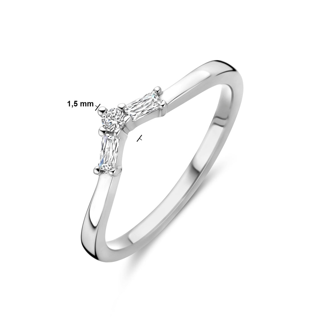 Ring v zirkonia