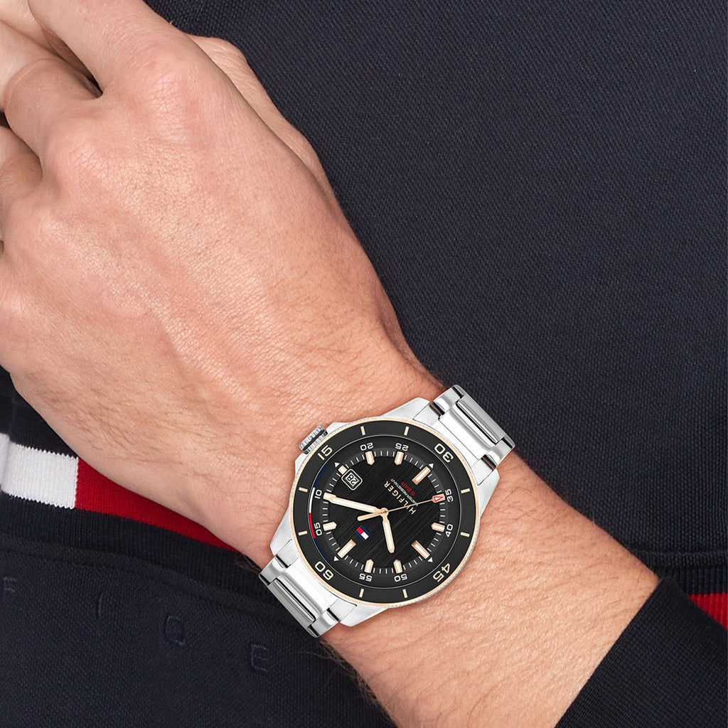 Tommy Hilfiger Zilverkleurig Herenhorloge met Zwarte Wijzerplaat TH1792228 - detailfoto 2