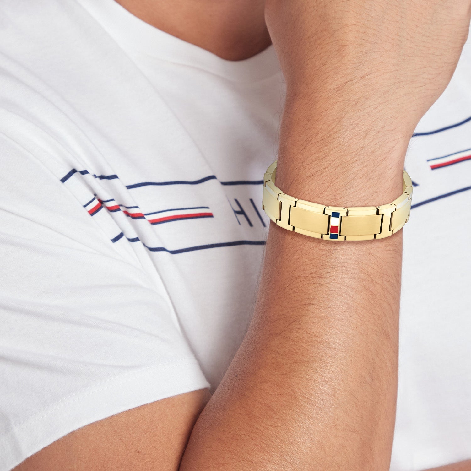 Tommy Hilfiger Goudkleurige Herenarmband TJ2790658 - detailfoto 1